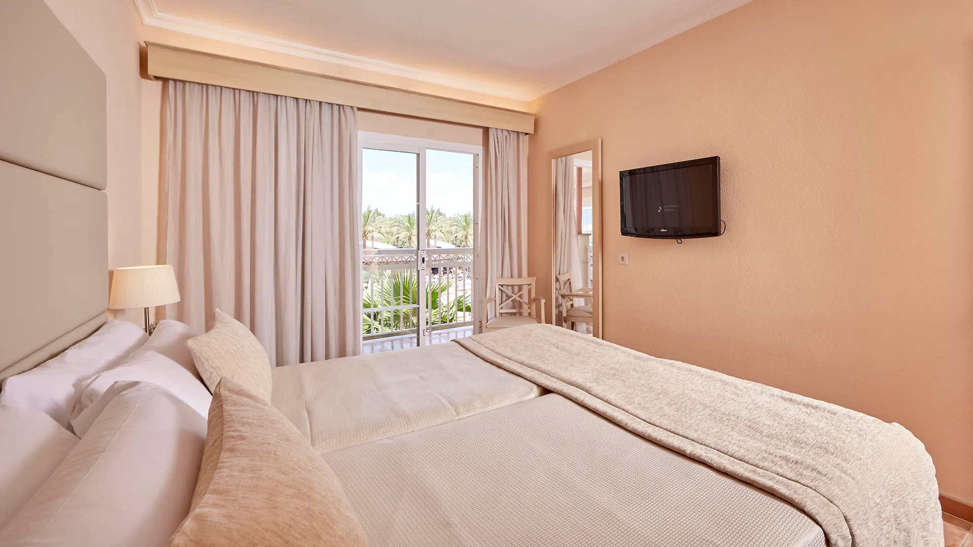 Aparthotel Zafiro Can Picafort Can Picafort