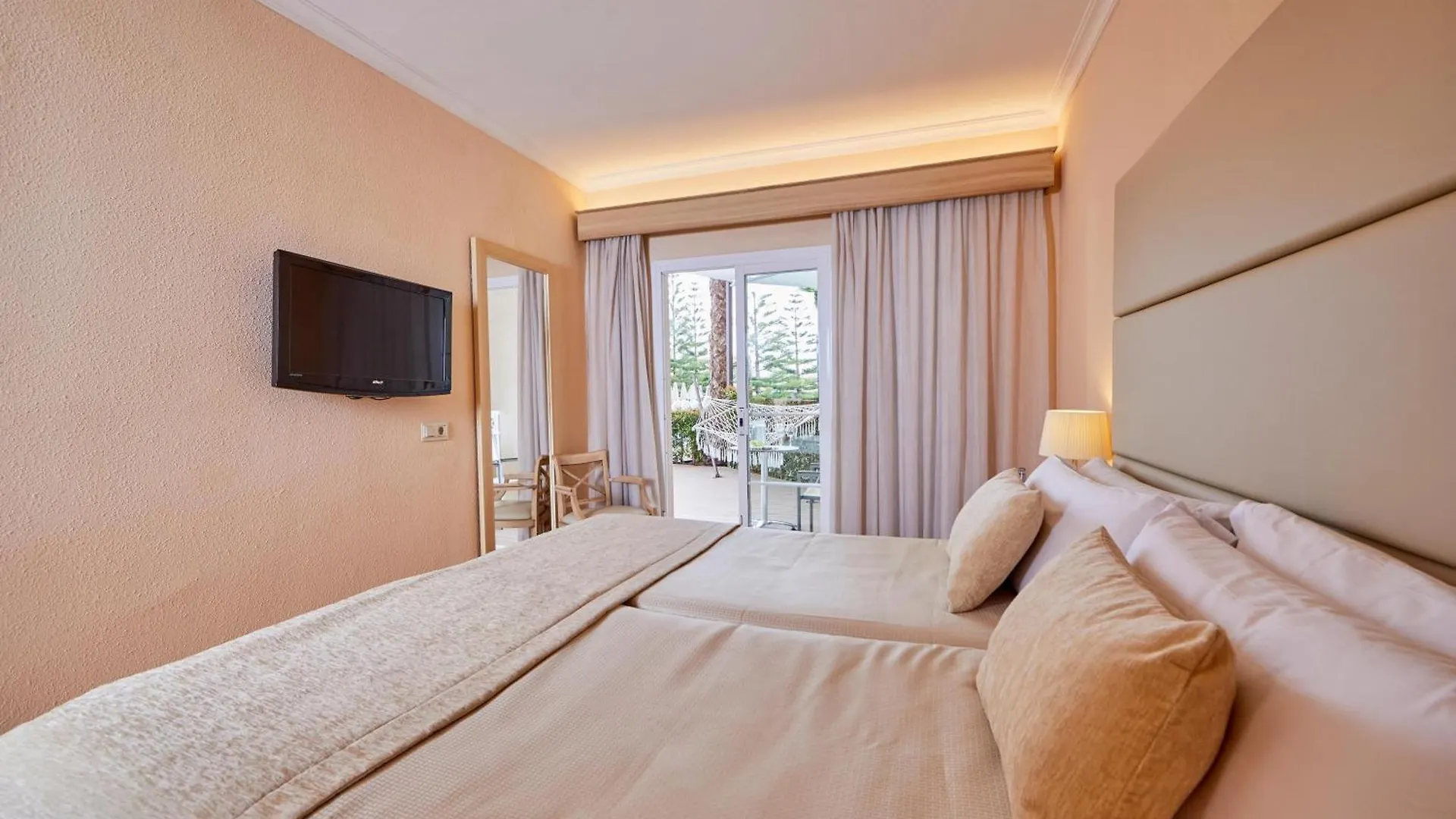 Aparthotel Zafiro Can Picafort Can Picafort