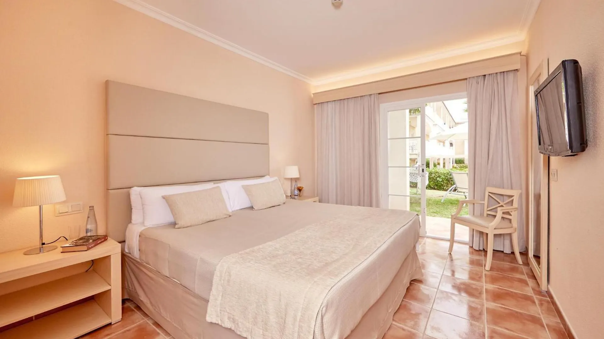 Apart Otel Zafiro Can Picafort