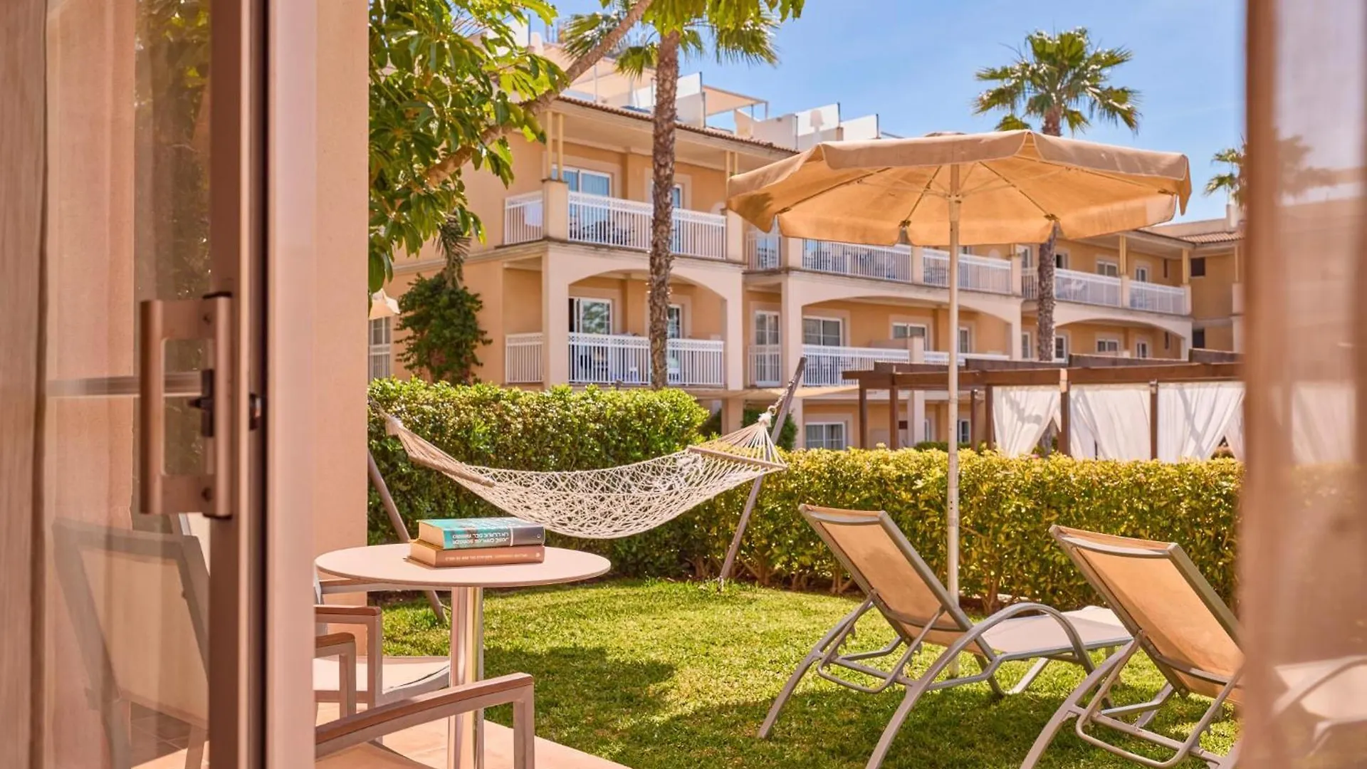 Zafiro Can Picafort Apart Otel