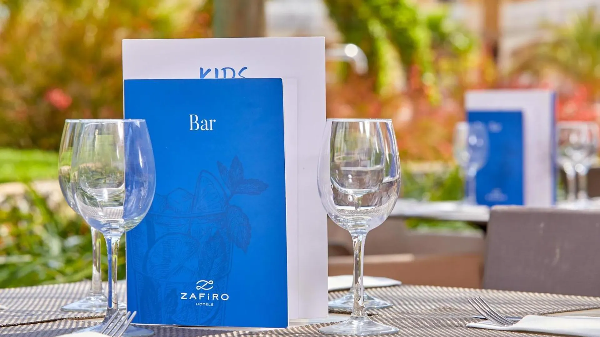 Zafiro Can Picafort Apart Otel